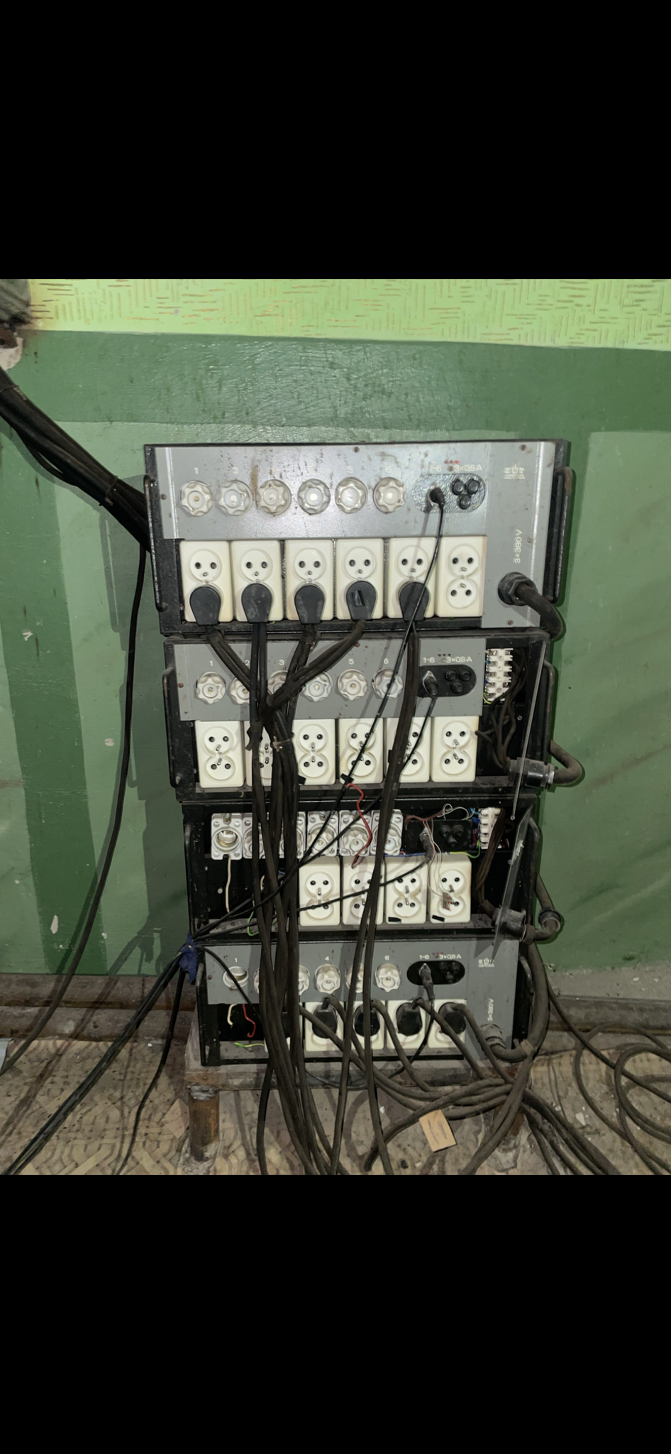 Электрика и освещение